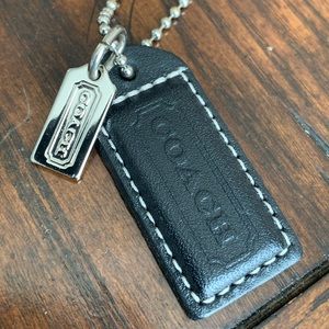 Coach Tag Black Leather & Coach Mini Silver